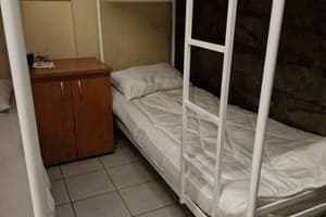 Хостел Подол. Место в женском 6-местном номере  3