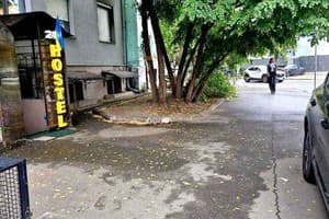 Хостел Подол. Место в мужском 10-местном номере  6